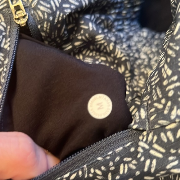 Lululemon men bowline short - Picture 2 of 3